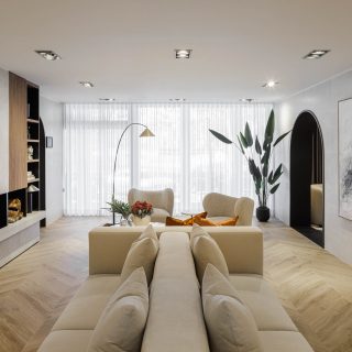 Showroom Lovetiles com arquitectura Spaceroom e fotografia de Ivo Tavares Studio